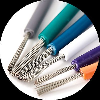 Odporny chemicznie i elastyczny przewód PFA z doskonałą izolacją elektryczną do zastosowań wysokotemperaturowych